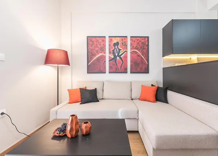 Two Bedroom Apartment For 4 Ppl
